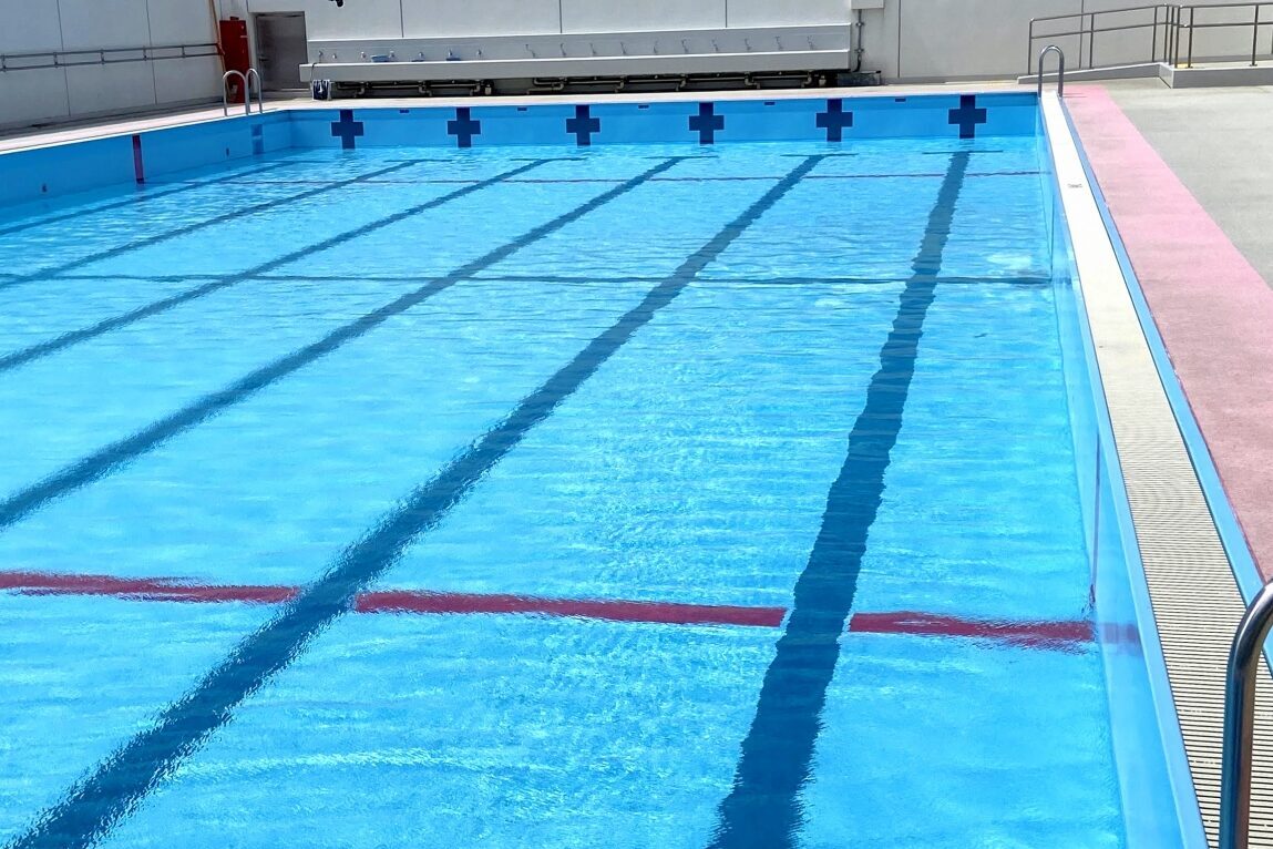 温水プール施設監視業務